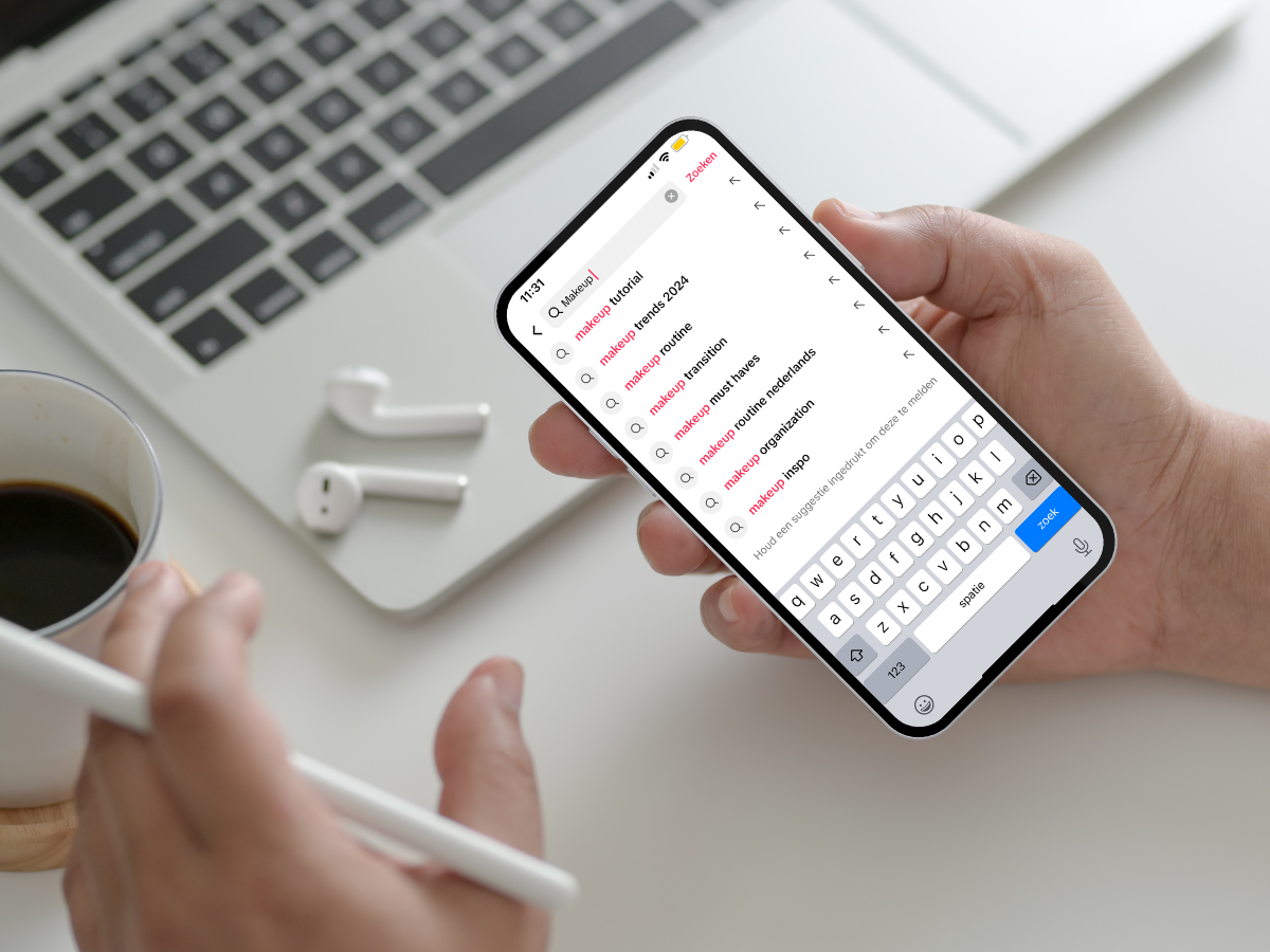 Voorbeeld van trefwoordenonderzoek met de TikTok-zoekfunctie