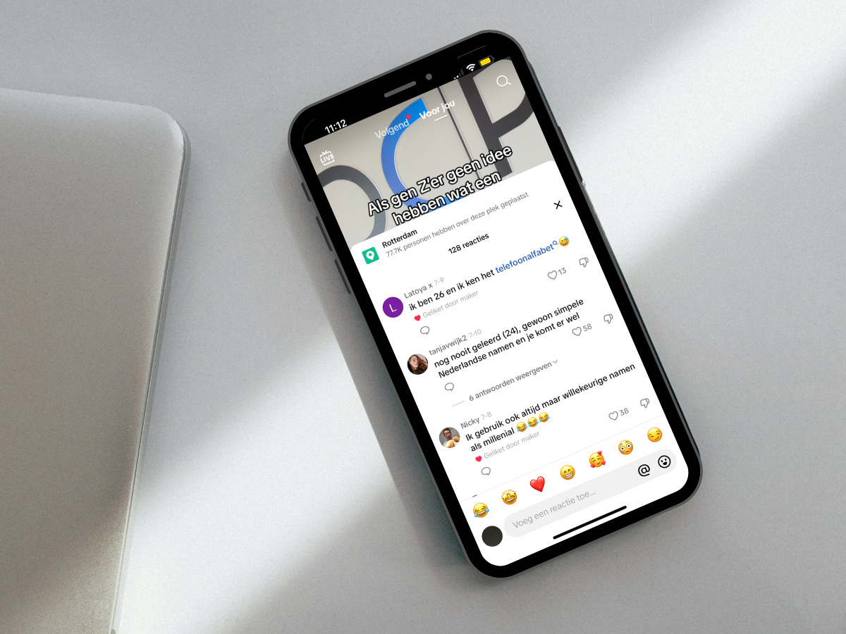 Klikbaar zoekwoord in de reacties op een TikTok video